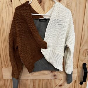 ZAFUL Women's Criss Cross Sweaters Twisted Back Pullover Knitted Cropped Sweater